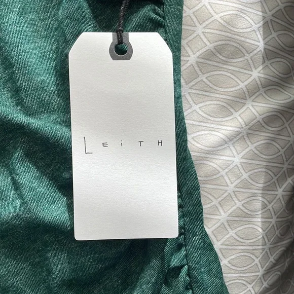 Leith Long Sleeve Dress- dark green NEW WITH TAGS! Size Small - Picture 3 of 3